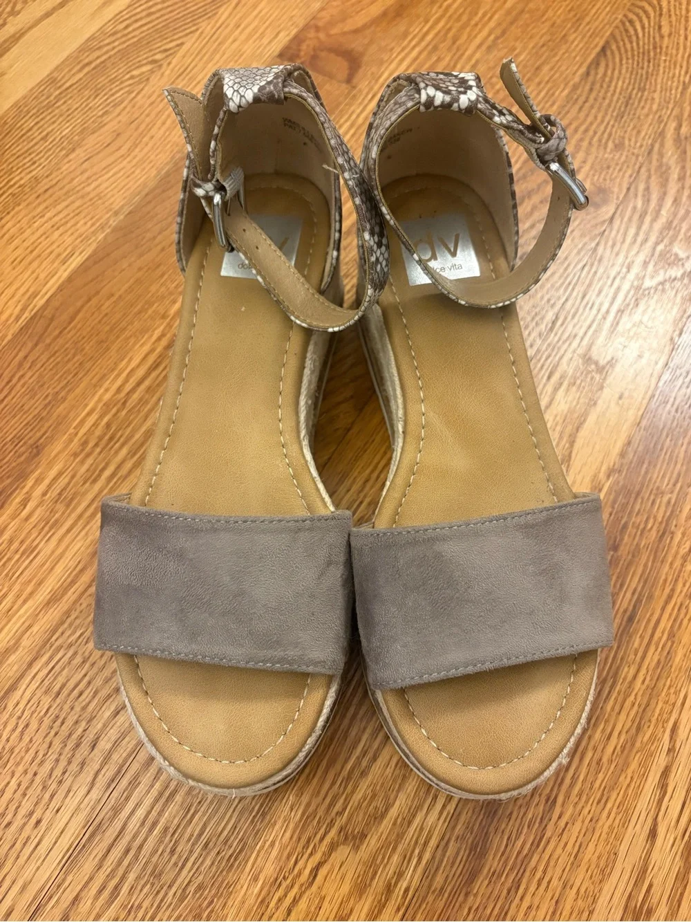 Dolce Vita Wedge Espadrille Sandal 6.5 Gray Suede Snake Print Ankle Strap